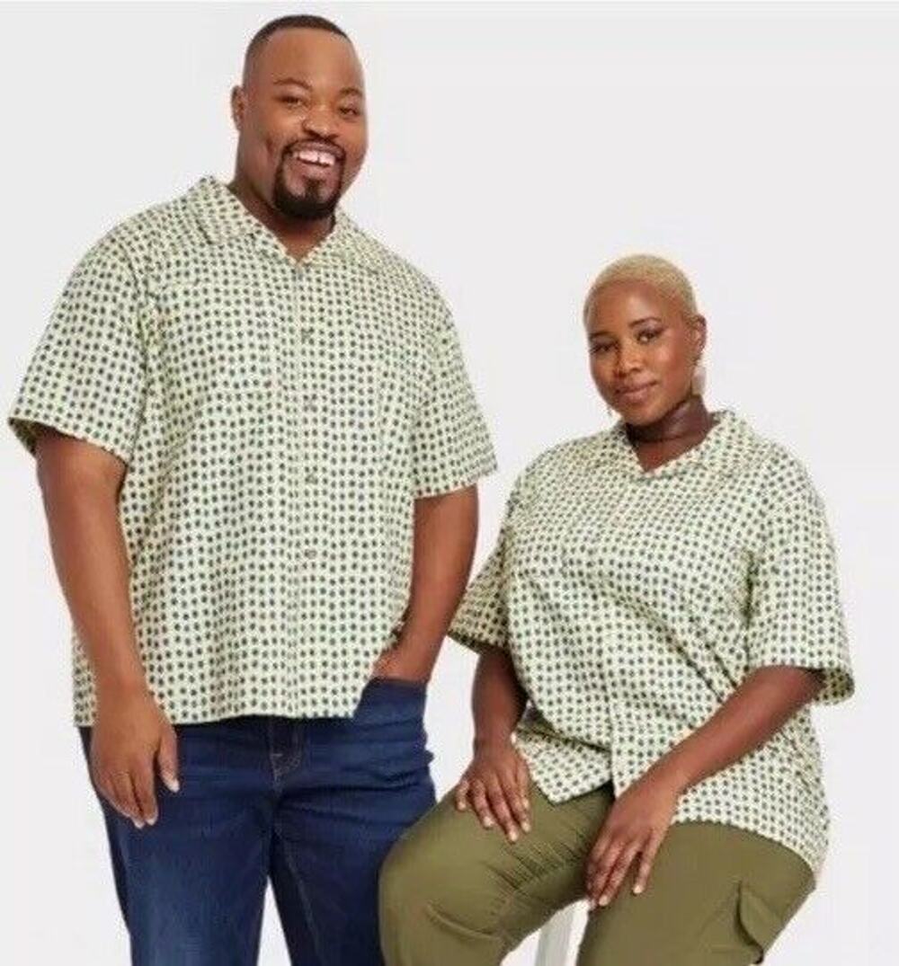 Target x House of Aama Short Sleeve ButtonDown Shirt Green Polka Dots, Adult XXL